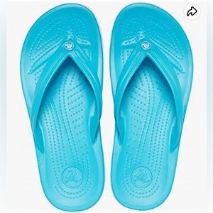 Crocs Flip Flops 🩴